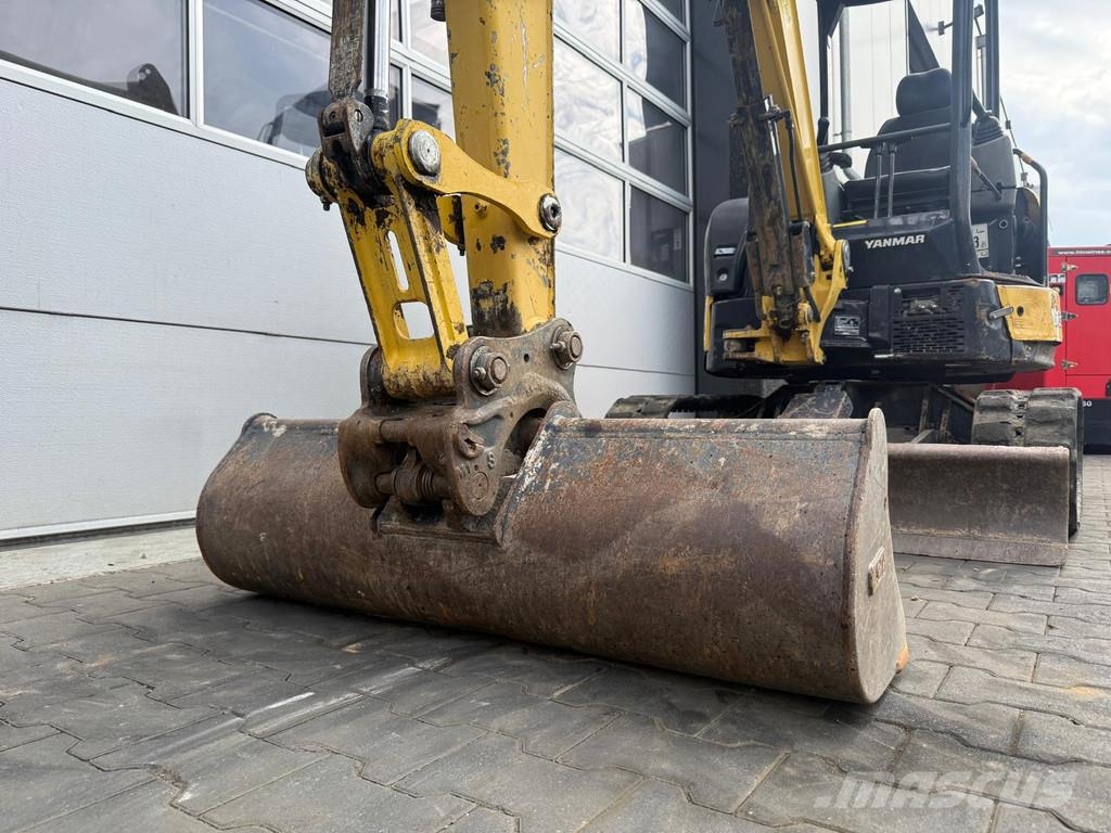 Yanmar Vio25-6 Мини екскаватори < 7 т