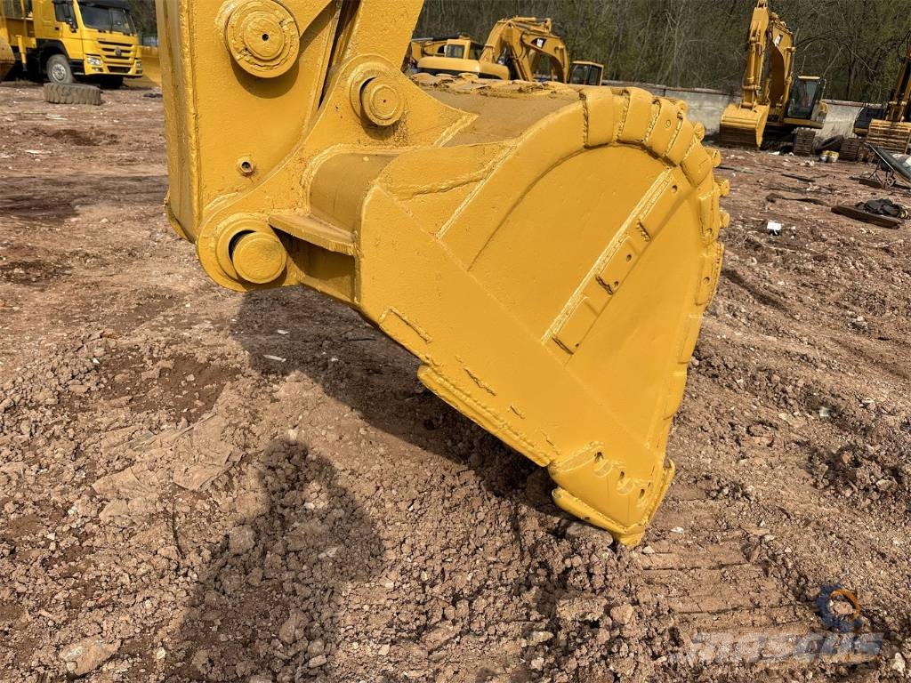 CAT 330C 履带挖掘机