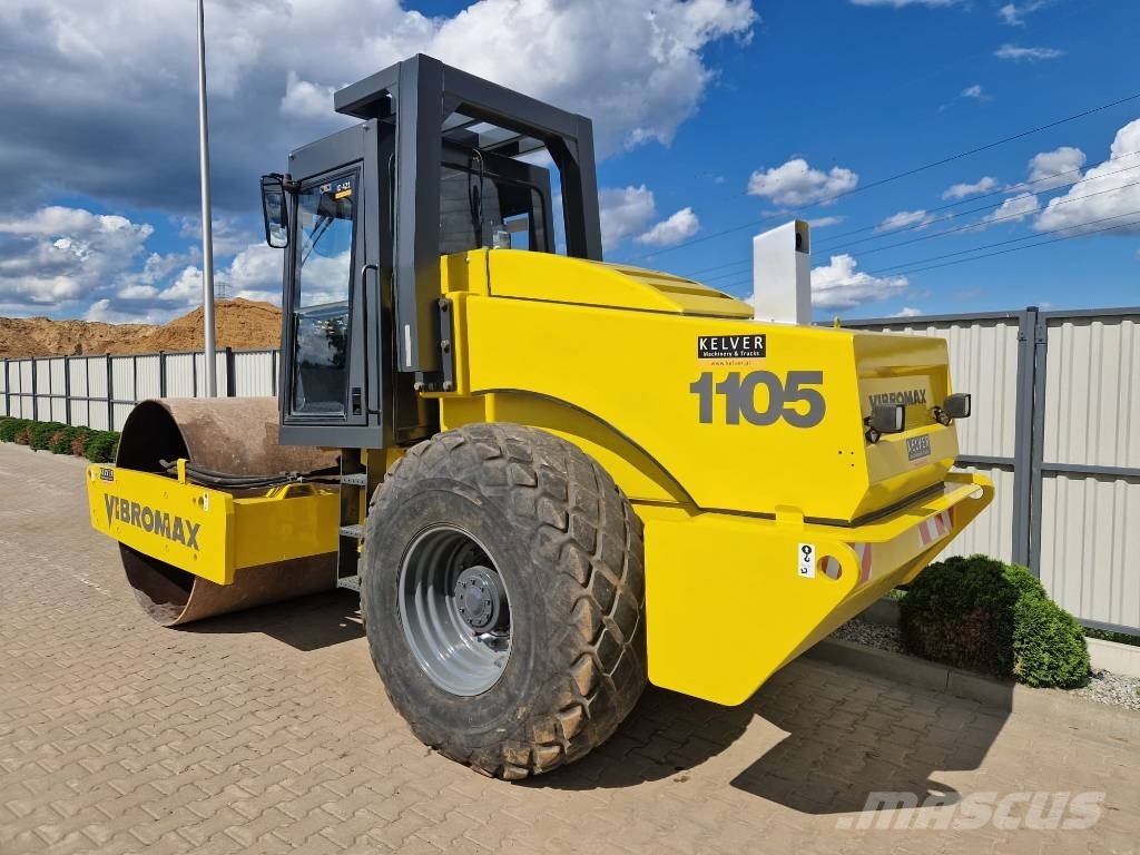 Vibromax W 1105 D * 2000r. * soil roller * Valjci sa jednim bubnjem