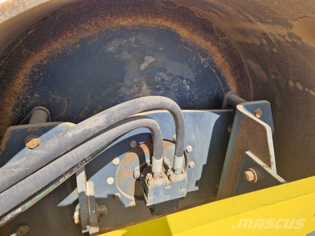 Vibromax W 1105 D * 2000r. * soil roller * Valjci sa jednim bubnjem
