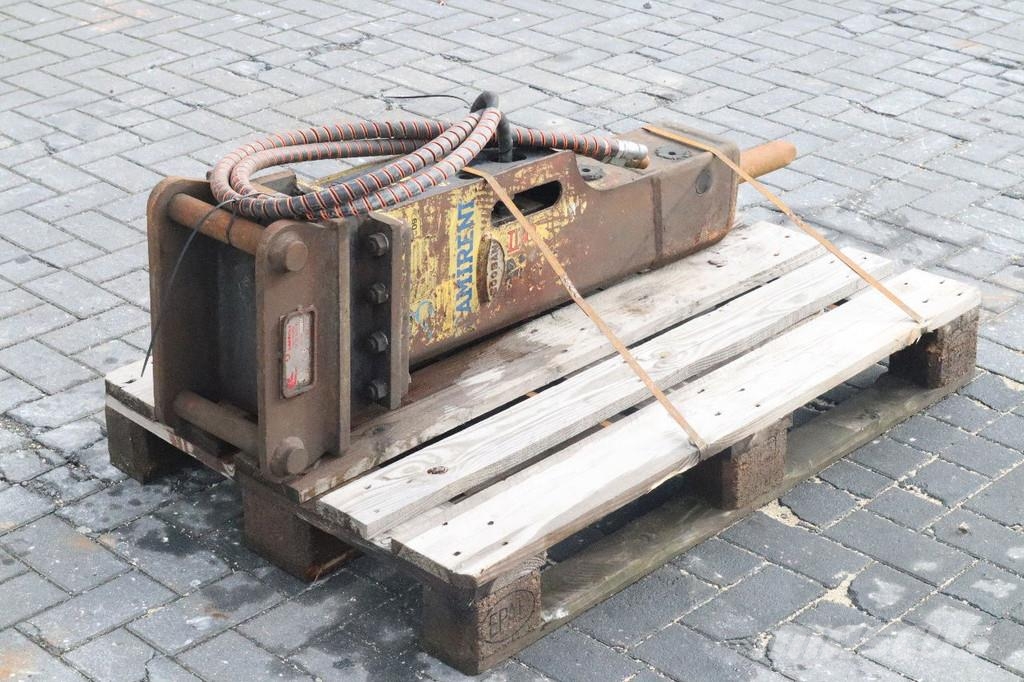 Soosan SB30II TS-9 | S40 | 2.5 TO 4.5 TON | HYDRAULIC BRE Martillos hidráulicos