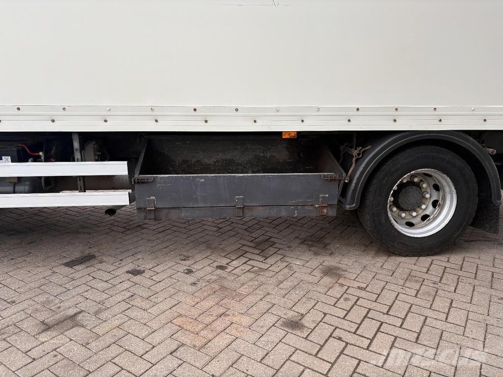 Volvo FL 12,240 + Leaf Suspension + Load Lift 2.5t + Low Kofferaufbau