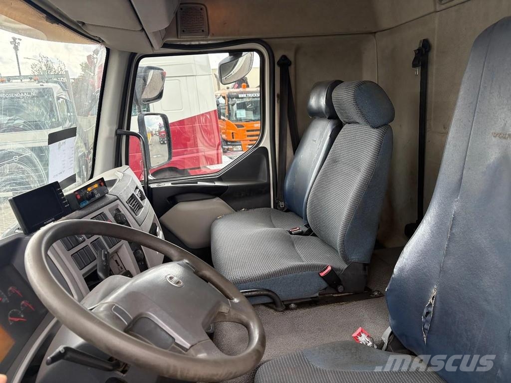 Volvo FL 12,240 + Leaf Suspension + Load Lift 2.5t + Low Kofferaufbau