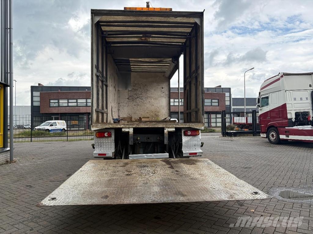 Volvo FL 12,240 + Leaf Suspension + Load Lift 2.5t + Low Kofferaufbau