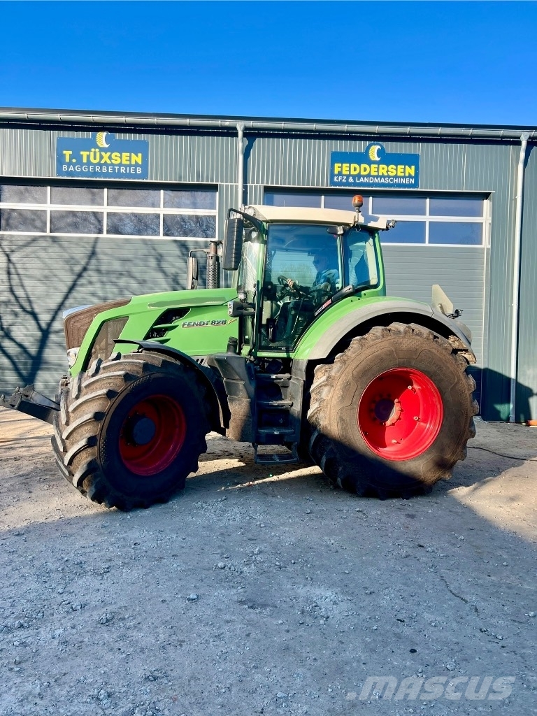 Fendt 828 Vario SCR Profi Plus Tracteur