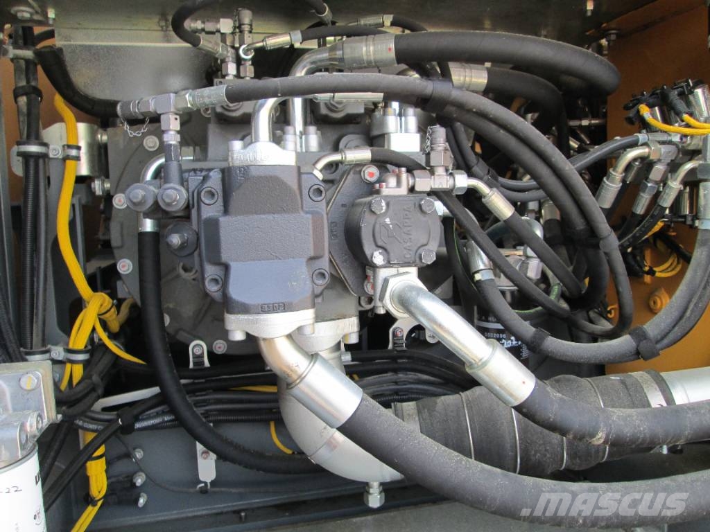Liebherr R924 G8 Raupenbagger