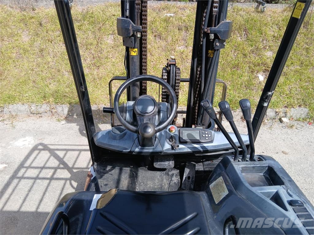 UniCarriers MX35L Sähkötrukit
