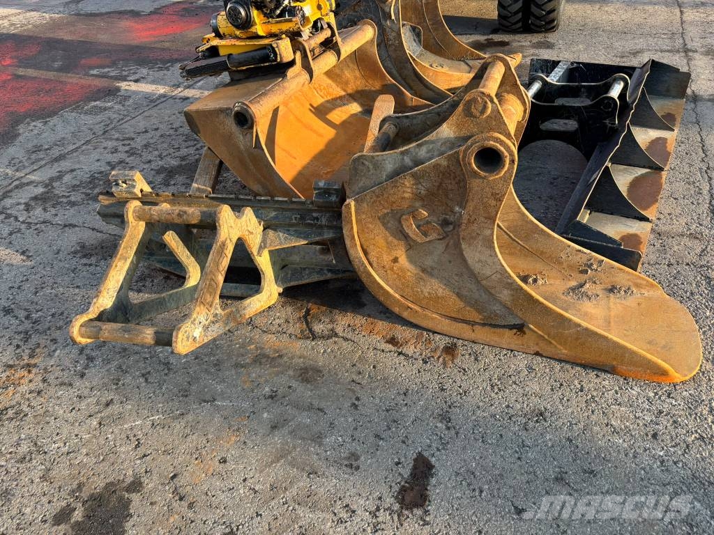 Doosan DX 165 W-5 / 3D, Engcon, Rasvari, 6 Lisälaitetta Колесни екскаватори