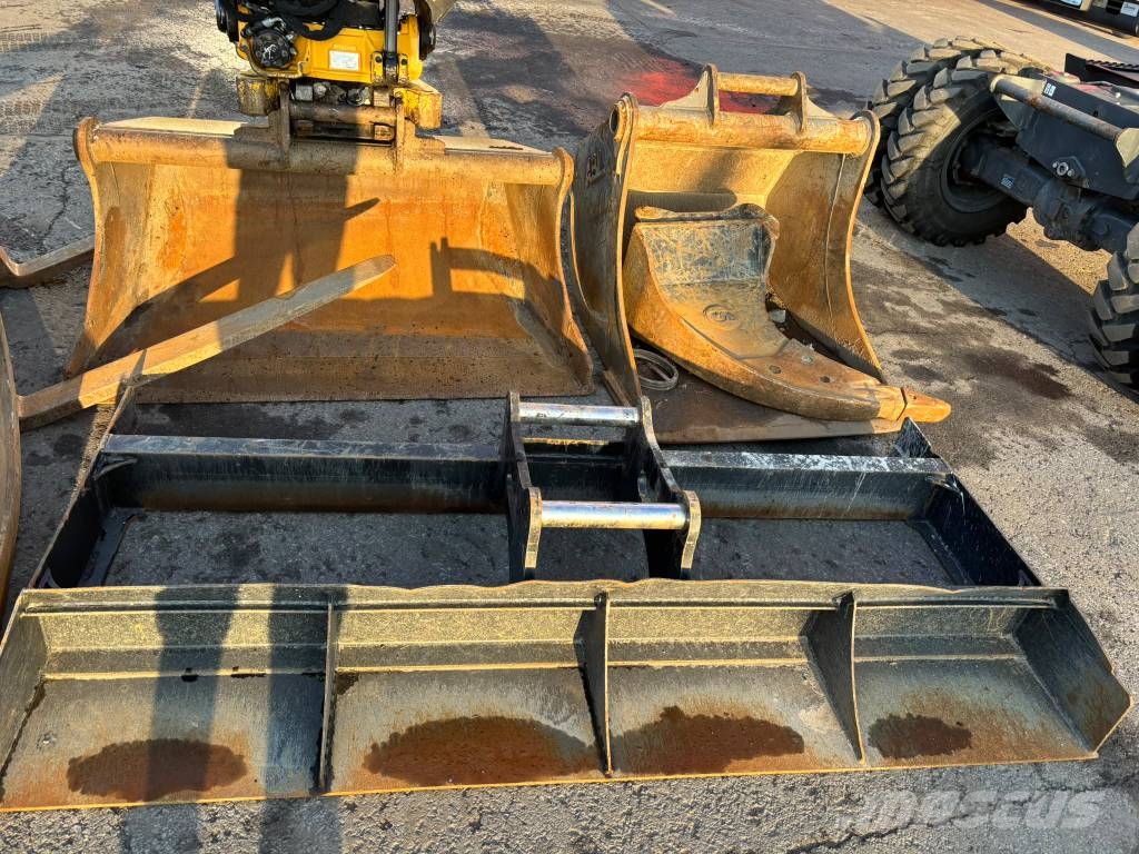 Doosan DX 165 W-5 / 3D, Engcon, Rasvari, 6 Lisälaitetta Колесни екскаватори