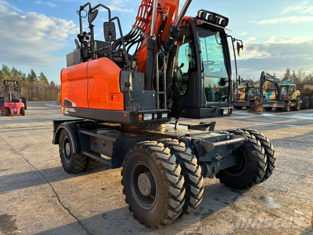 Doosan DX 165 W-5 / 3D, Engcon, Rasvari, 6 Lisälaitetta Колесни екскаватори