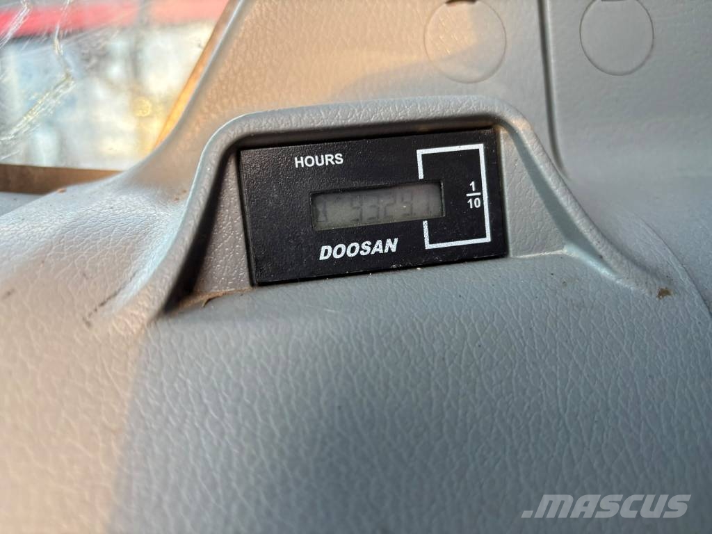 Doosan DX 165 W-5 / Myyty, Sold Mobilbagger