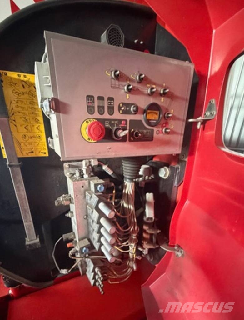 Manitou 150 AET JC Kĺbové plošiny