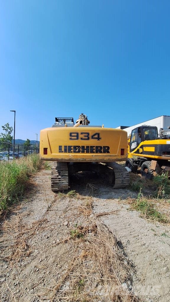 Liebherr R934C HDC Crawler excavators