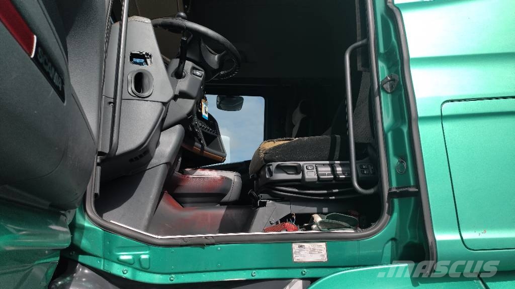 Scania R730 8x4 rautajouset, puuvarustus EURO 5 Transporte de madera