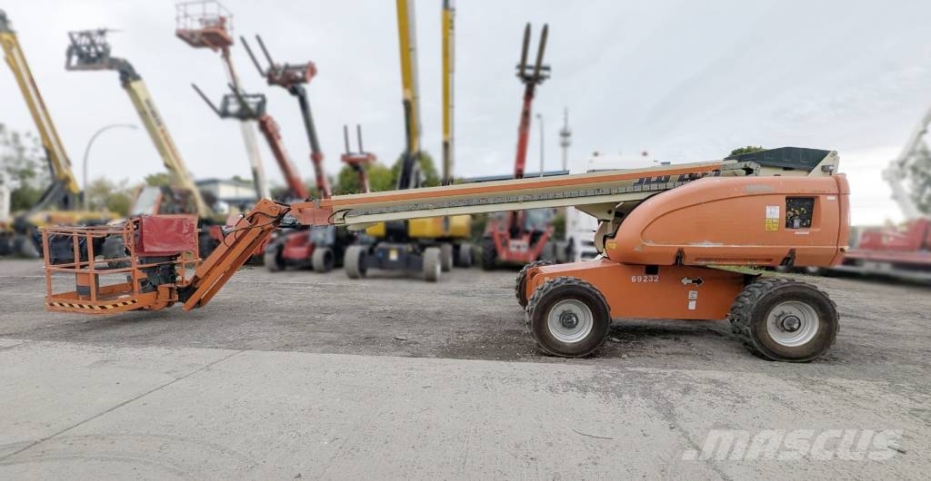 JLG 660 SJ Teleskooppipuominostimet