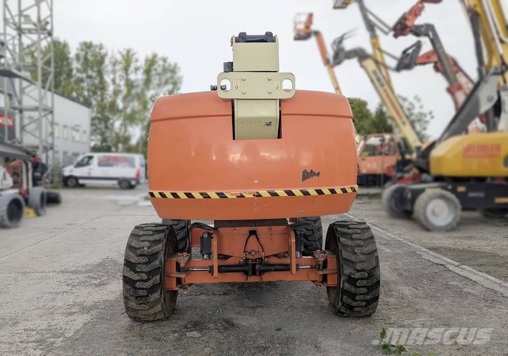 JLG 660 SJ Teleskooppipuominostimet