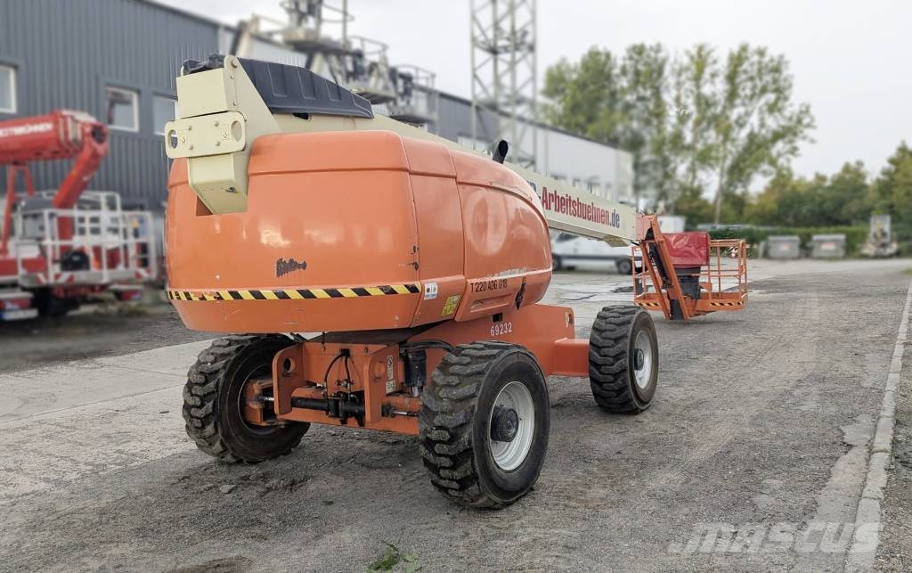 JLG 660 SJ Teleskooppipuominostimet