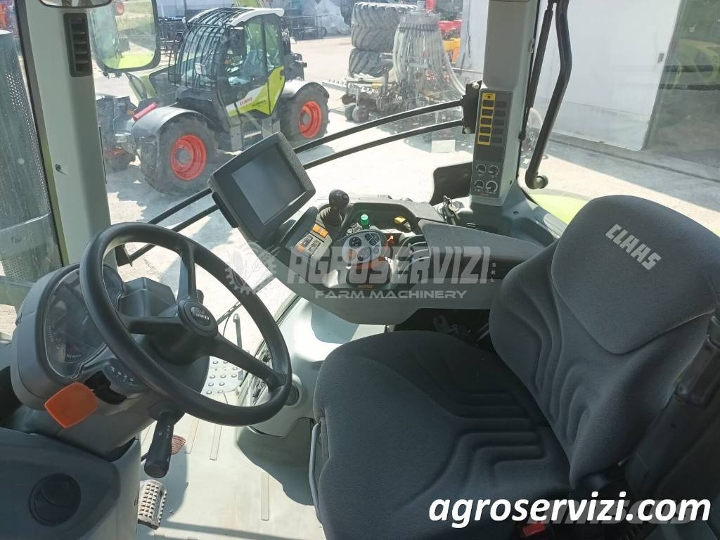 CLAAS Axion 850 Cmatic Tractores