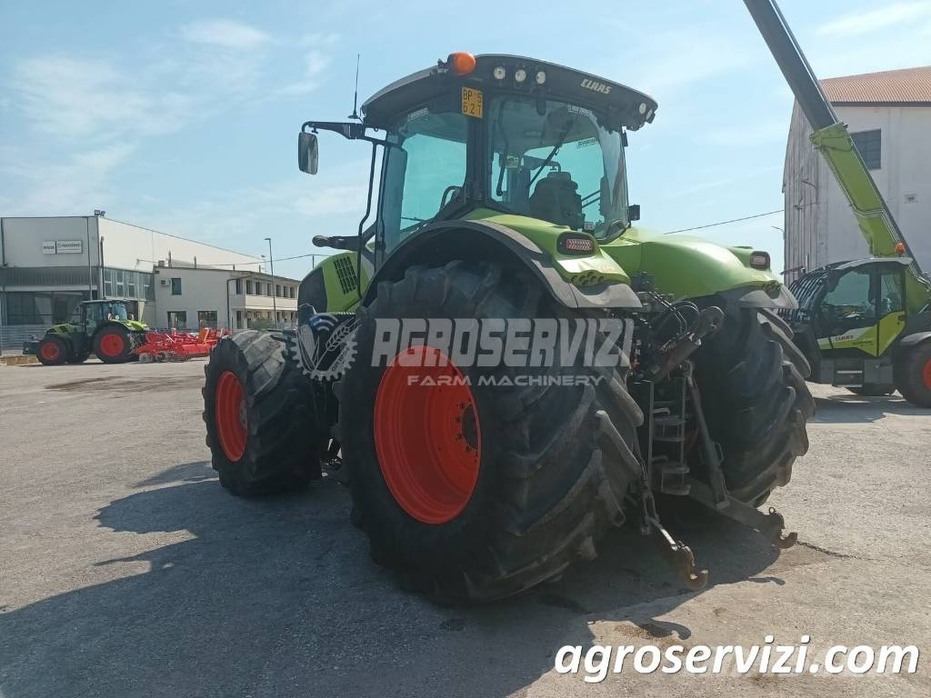CLAAS Axion 850 Cmatic Tractores