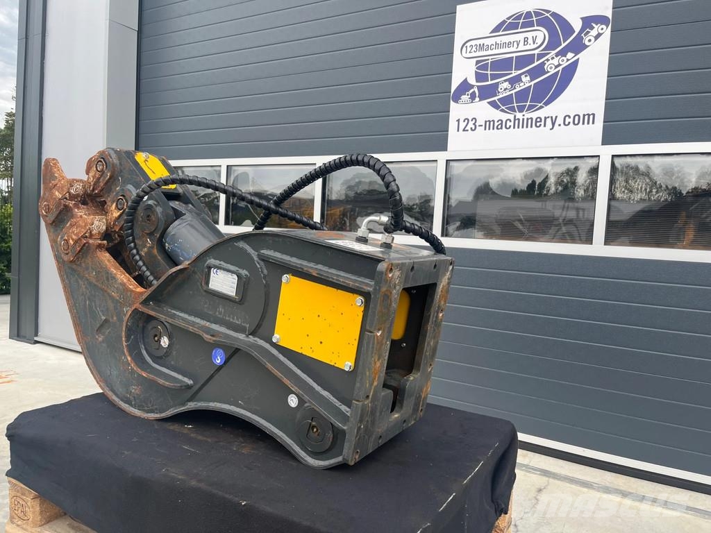 Mustang Betonvergruizer 4.5/11ton cw5,cw10,s45 midikraan Betonsteenmachines