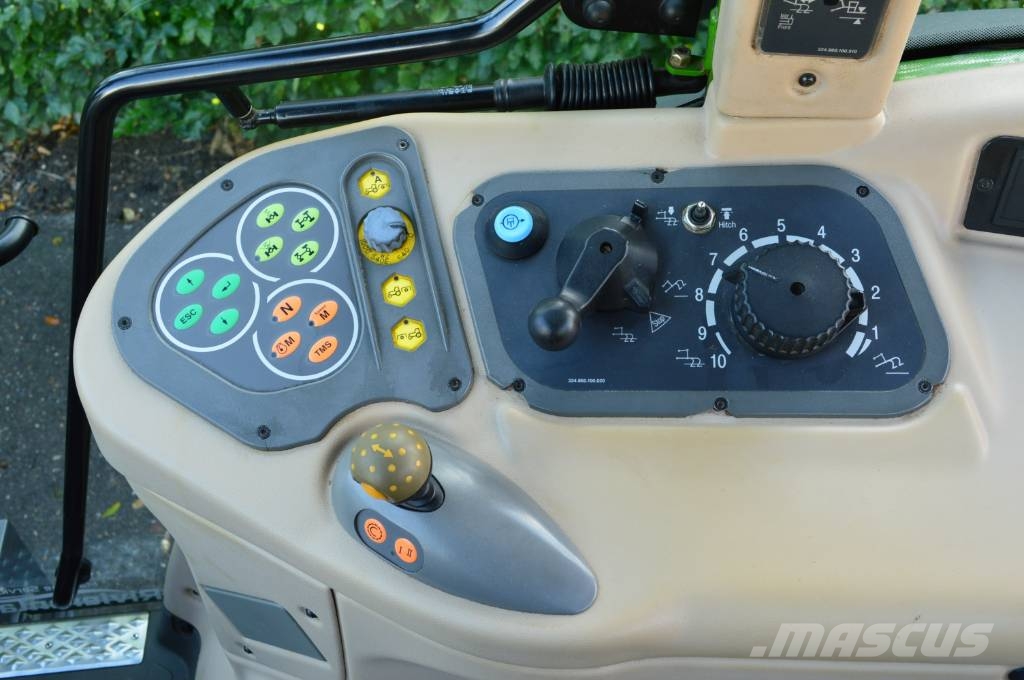 Fendt 211S Vario 트랙터