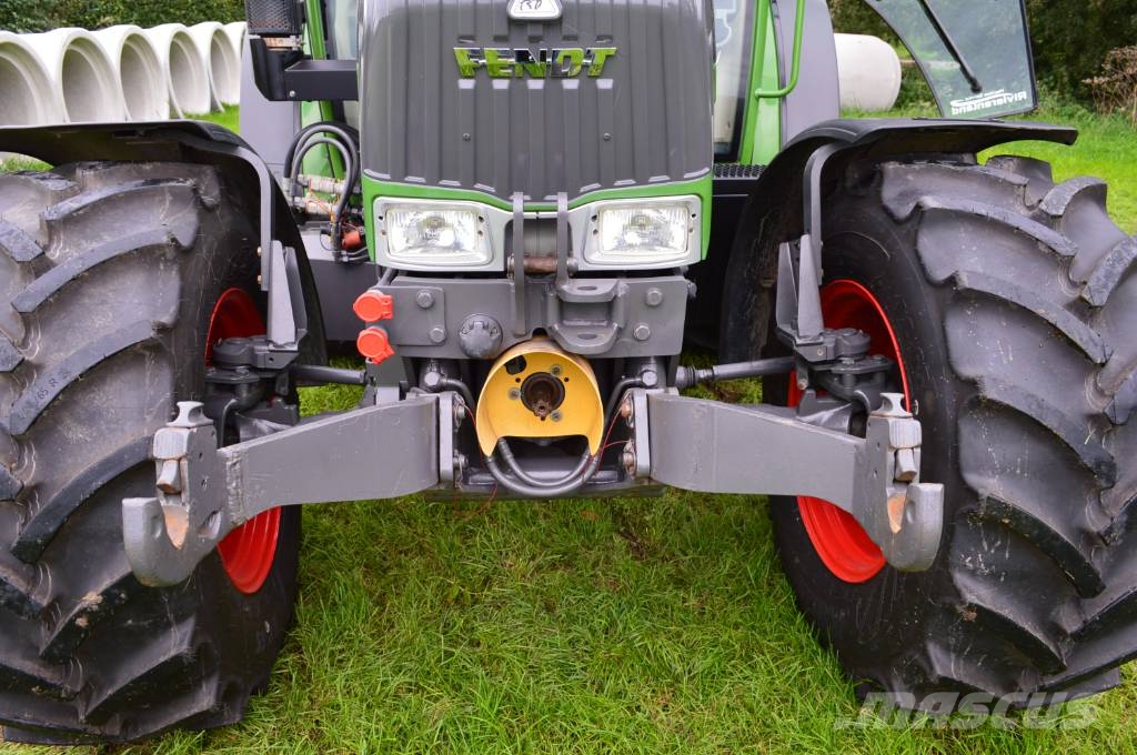 Fendt 211S Vario 트랙터