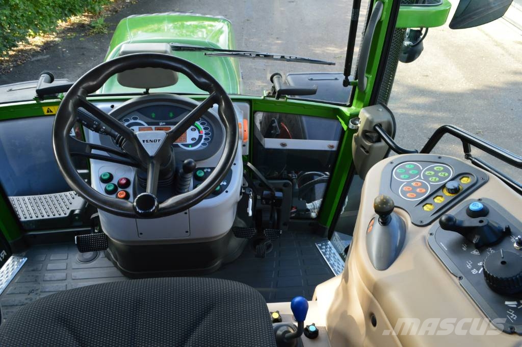 Fendt 211S Vario 트랙터