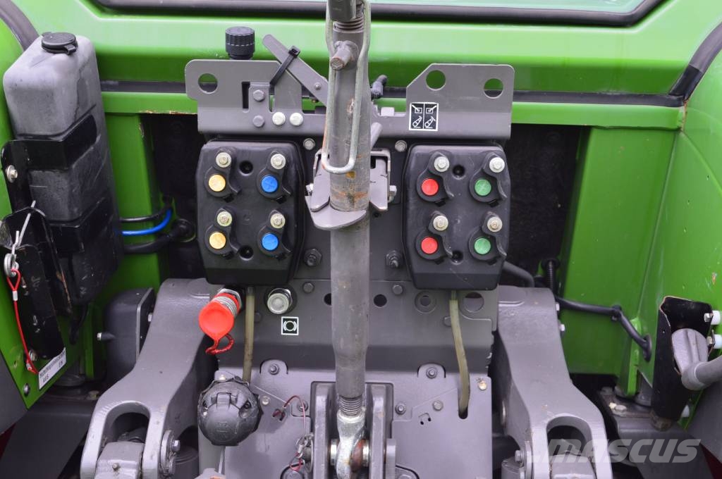 Fendt 211S Vario 트랙터