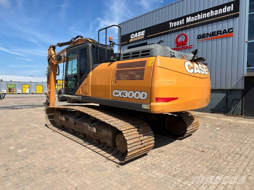 CASE CX 300 D Excavadoras sobre orugas