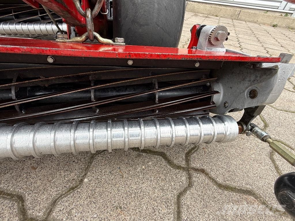 Toro GREENSMASTER 3250D Газонокосилки