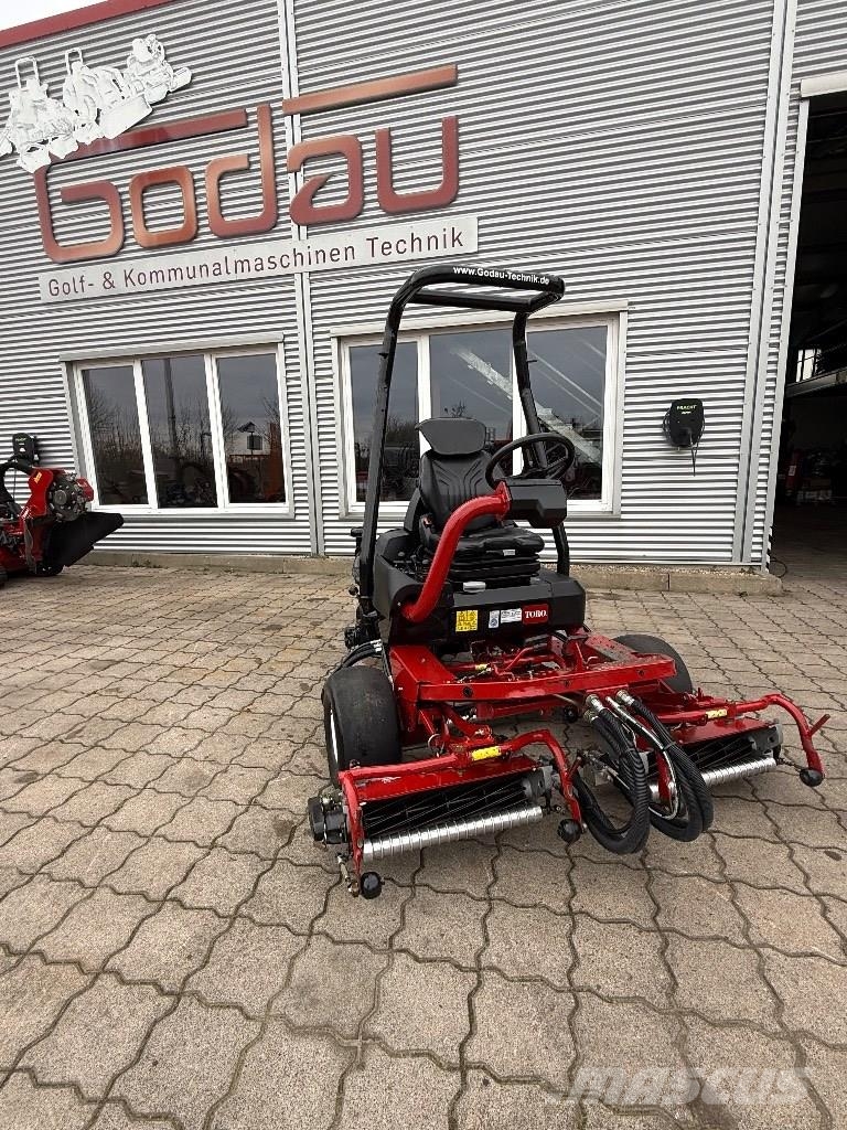 Toro GREENSMASTER 3250D Газонокосилки