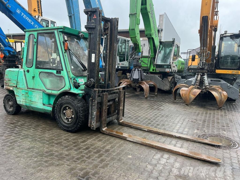 Mitsubishi FD 50 Diesel forklifts
