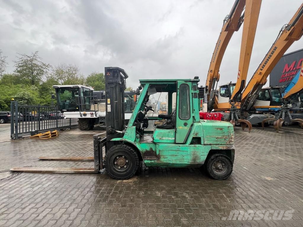 Mitsubishi FD 50 Diesel forklifts