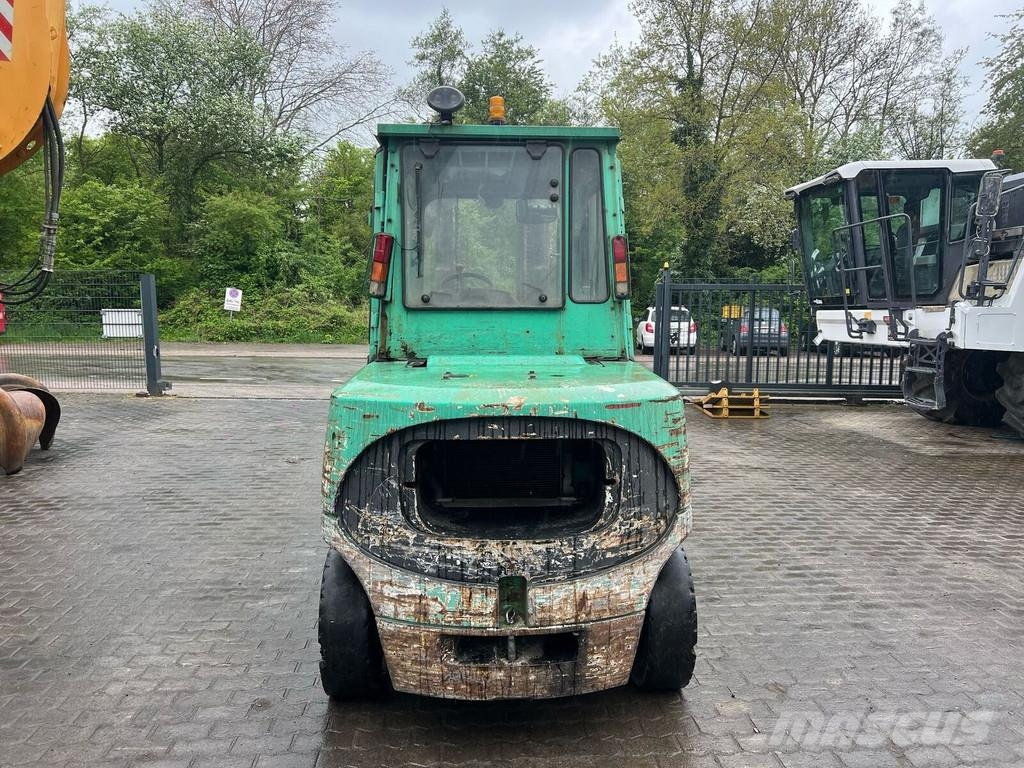 Mitsubishi FD 50 Diesel forklifts