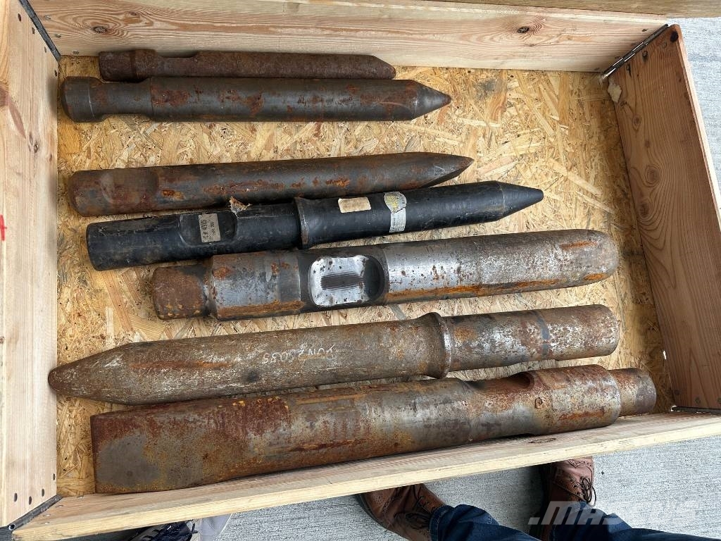 Meissel Diverse Meissel zu Hydraulikhammer Marteau hydraulique