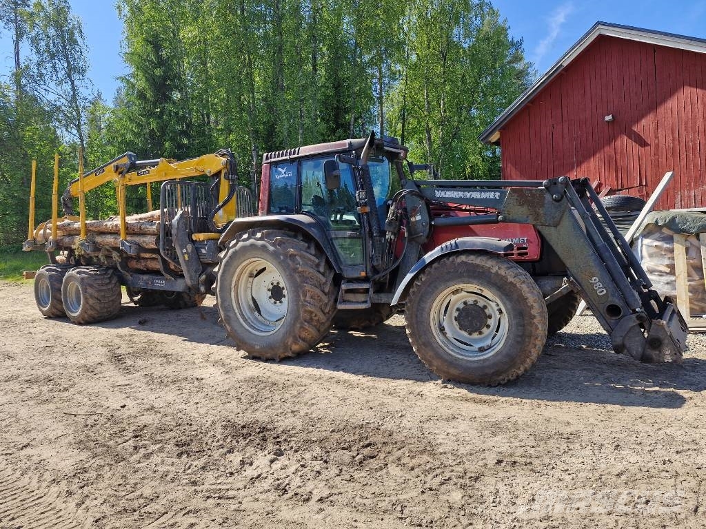 Valtra 8450 Hitech Tractoare