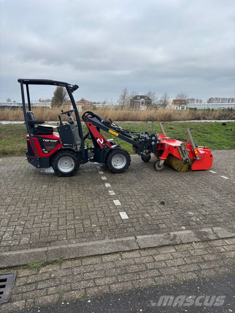 Norcar XC755 小型装载机