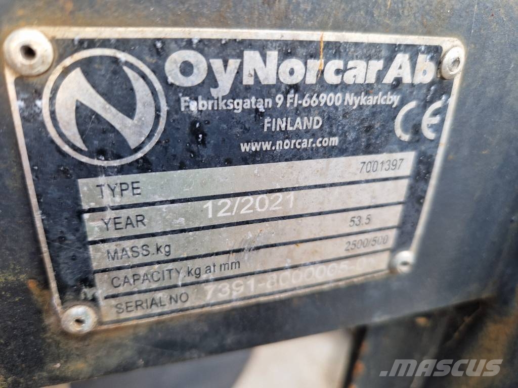Norcar XC755 小型装载机