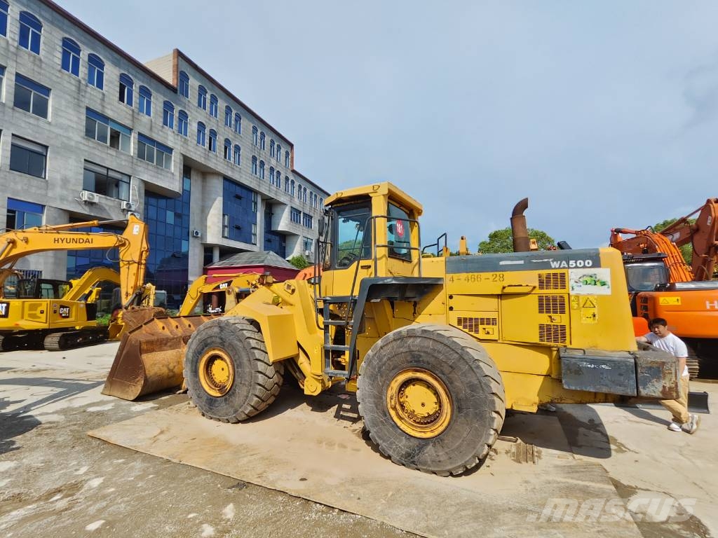 Komatsu WA500 輪胎式裝載機