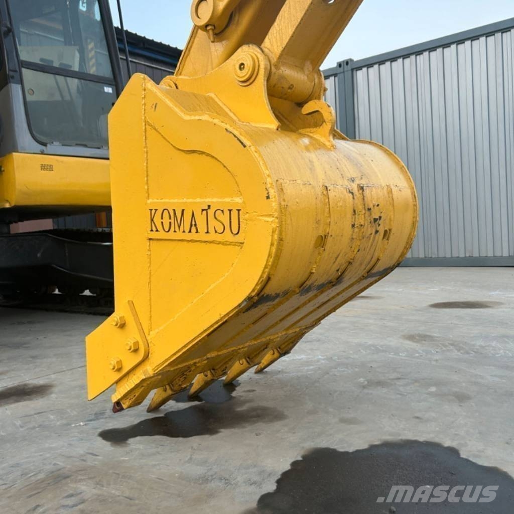 Komatsu PC78 US حفارات زحافة
