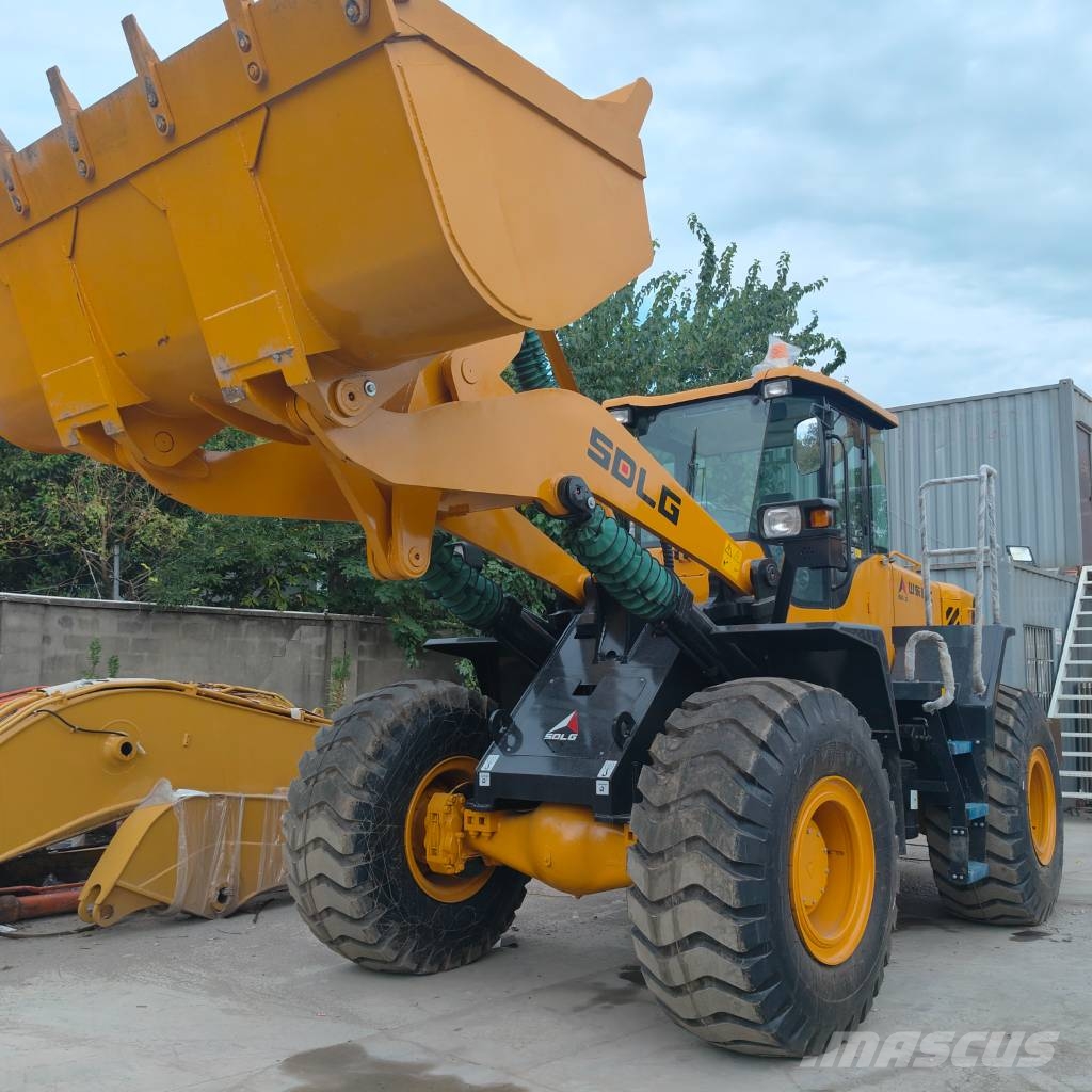 SDLG 985L Incarcator pe pneuri