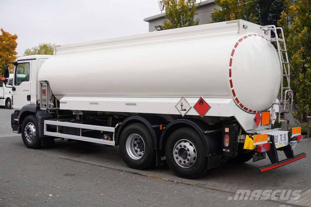 MAN TGM 26.340 6x2/4 / Magyar fuel tanker 18.5 m3/ ADR Tankbilar