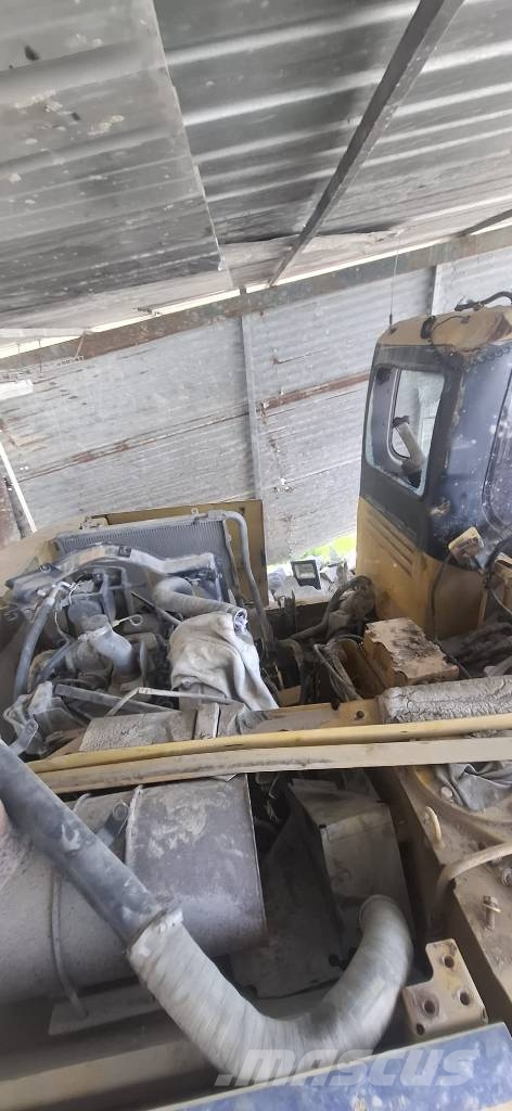 Komatsu PC 210 LC-7K Escavadoras de rastos