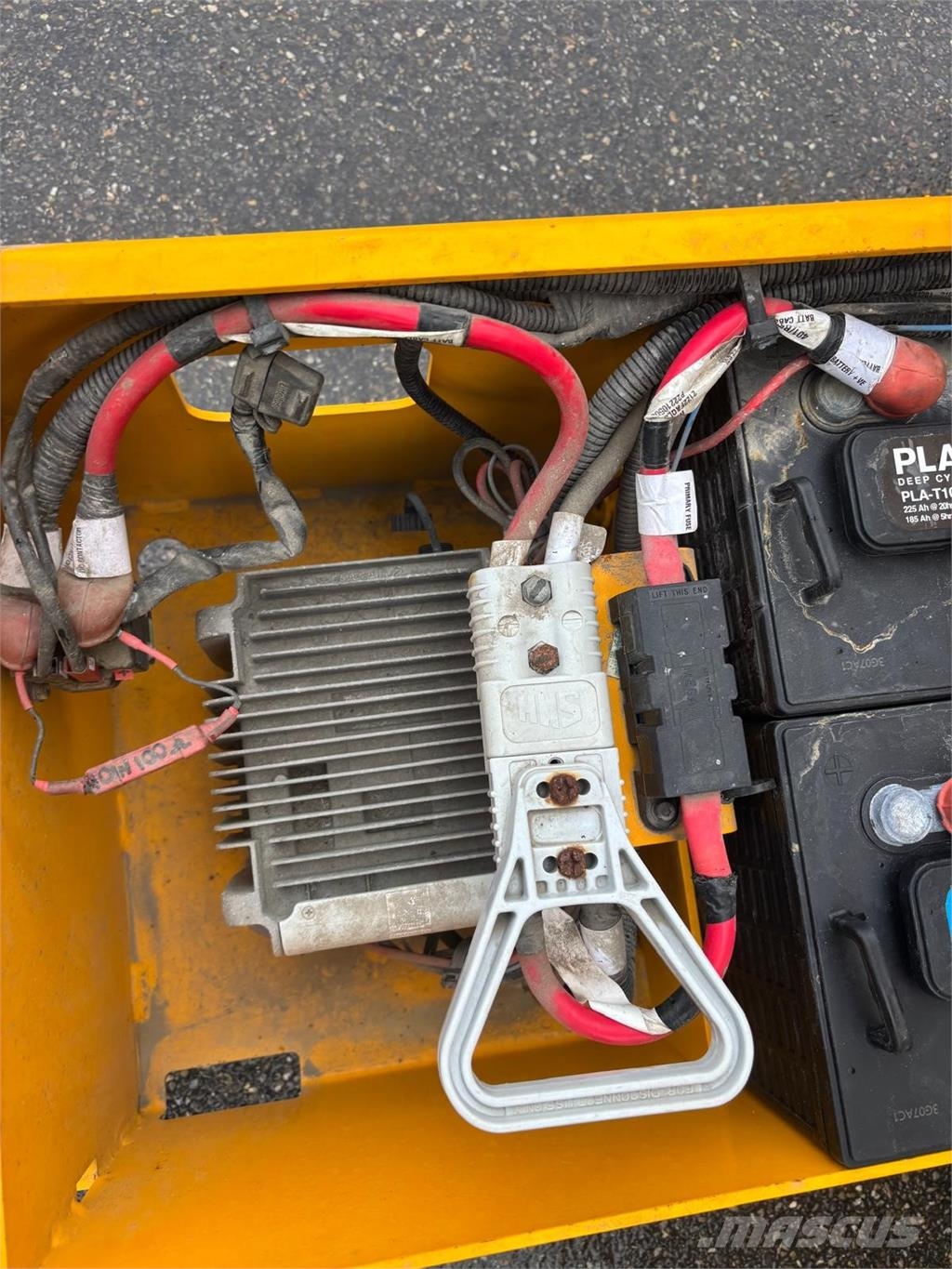 JCB S2646E Škarjaste dvižne ploščadi
