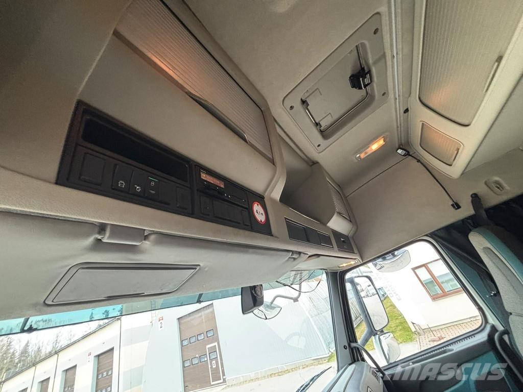 Volvo FM 330 4x2 EURO6 + SIDE OPENING BOX Dobozos teherautók