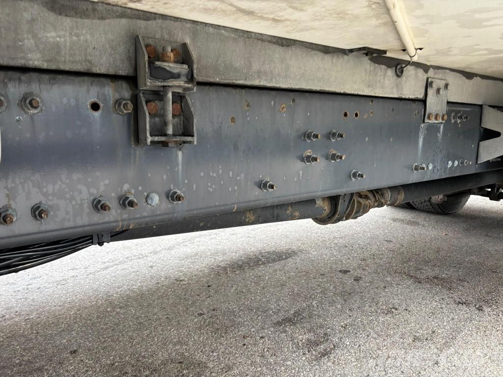 Volvo FM 330 4x2 EURO6 + SIDE OPENING BOX Dobozos teherautók