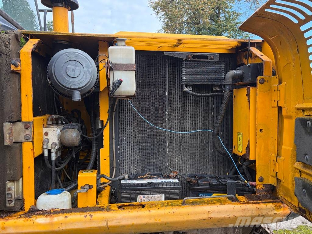JCB JS 160 LC Rupsgraafmachines