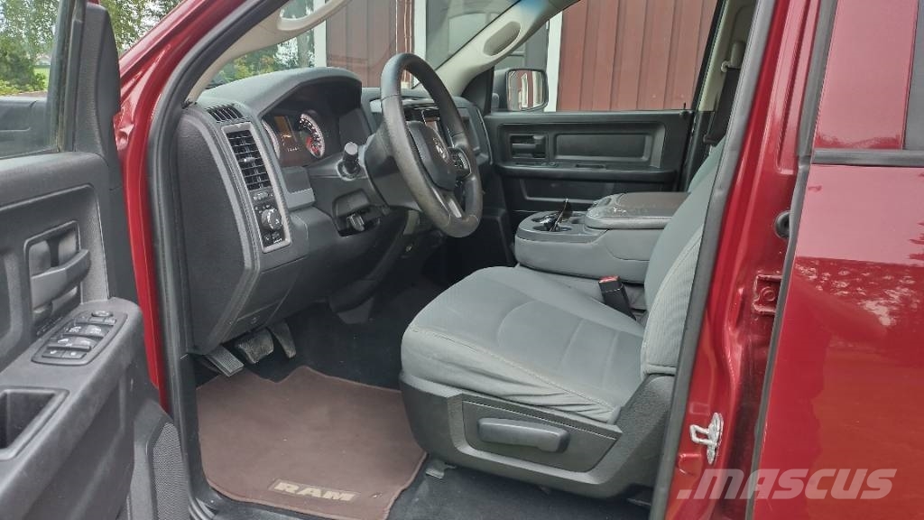 Dodge RAM 1500 5,7 hemi Lava-autot