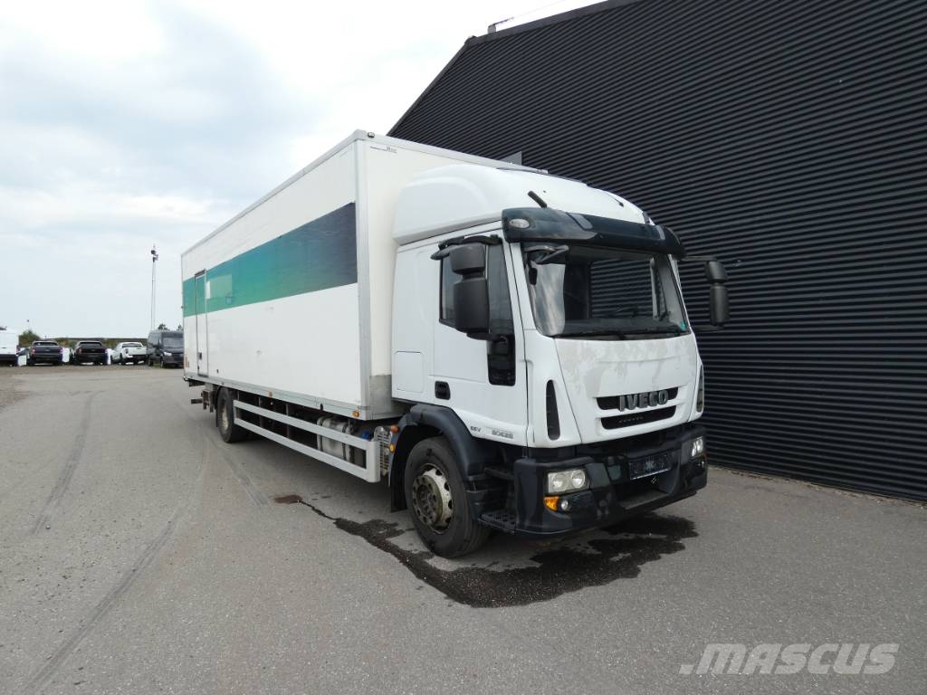 Iveco 180E 28 Camiones con caja de remolque