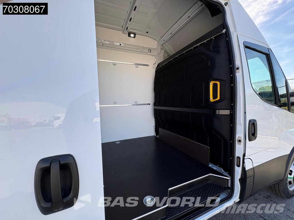 Iveco Daily 35C21 3.0L Automatik L4H3 Doppelbereifung 21 Furgonetas /Furgón